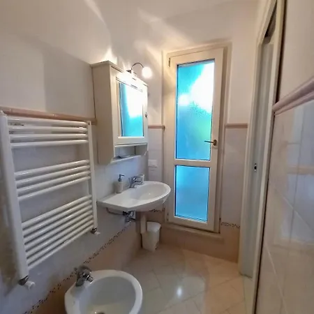 Noah Con Giardino 2 E 2 Bagni