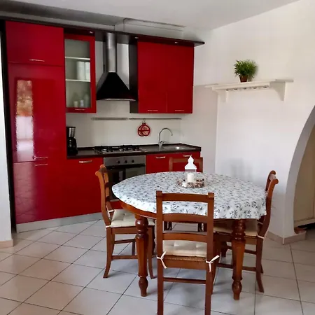 Noah Con Giardino 2 E 2 Bagni Ferienhaus *